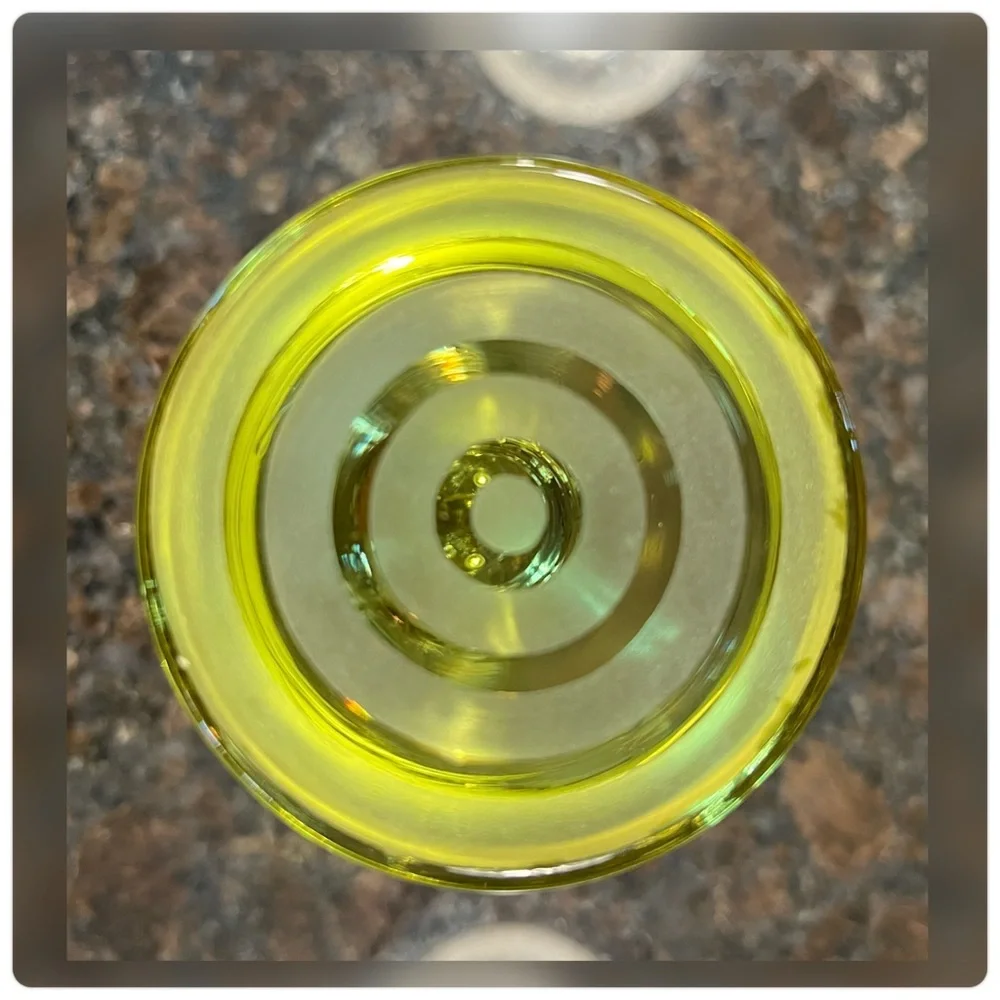 Set of Four-Lime Green Swirl Bottom Base Cordial/Shot Glasses - Picture 5 of 5